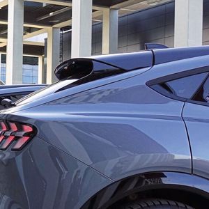 Dabei hilft das in Kontrastfarbe gehaltene Dach.(Bild:  Rosenow/»kfz-betrieb«)