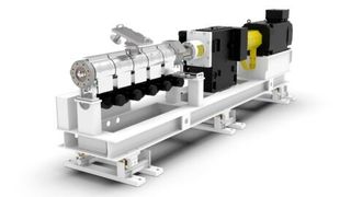 SML erweitert sein Extruderportfolio durch einen gleichläufigen Doppelschneckenextruder des namens Twin Screw Extruder (TSE). Er steht für eine wirtschaftliche Verarbeitung von Polyolefinen (Polyethylen und Polypropylen) sowie von Polyester. (Bild: SLM)