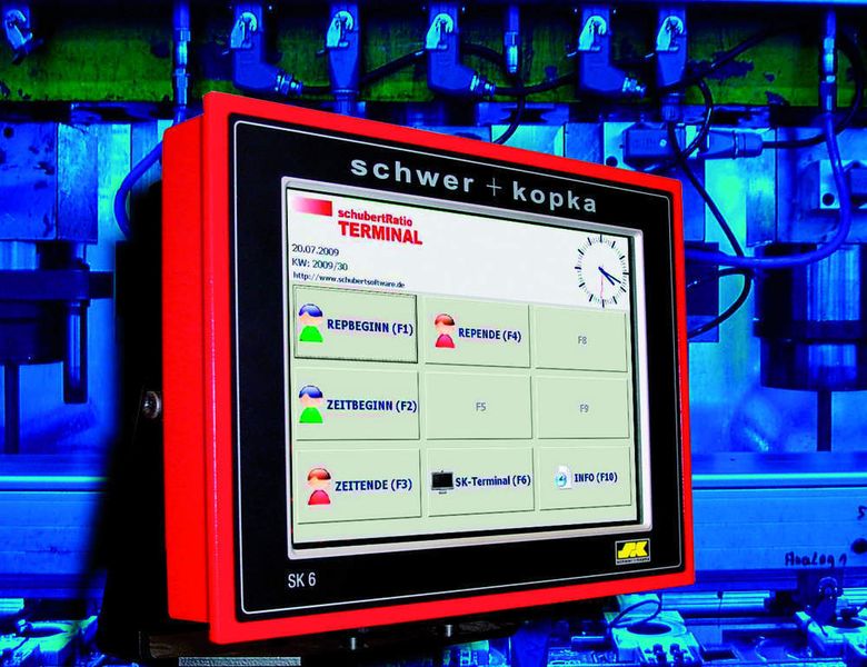 Instandhaltungsarbeiten am Werkzeug werden direkt über das SK-go! Maschinenterminal erfasst. (Archiv: Vogel Business Media)