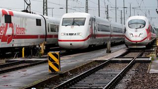 25 Jahre: Die ICE-Generationen 1 bis 4 auf einen Blick. (Deutsche Bahn AG/Pablo Castagnola)