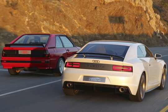 Treffen der Generationen: Das Audi Quattro Concept zusammen mit seinem Vorfahren, dem Kurz-Quattro. (Archiv: Vogel Business Media)