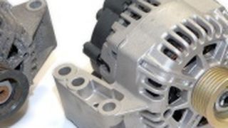 Aus alt mach neu: Eine Tiefenreinigung und ein neues Innenleben machen den Generator fit für ein zweites Leben.  (Foto: Valeo)