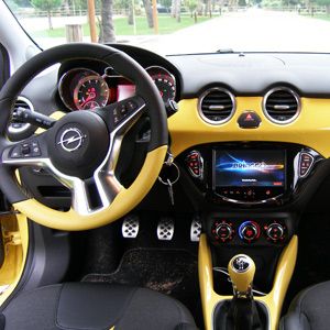 Opel Adam: Famoser Farbkasten (Foto: Rehberg)