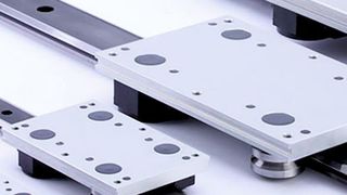 Die Rollen des GV3-Führungssystems besitzen sogenannte V-Nut-Lager, die Bewegungen im Bereich von hundertstel Millimetern ermöglichen. (Hepco Motion)
