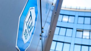 Die über 450 Experten der Business Unit Rail Services unterstützen Hersteller, Betreiber und Behörden in allen Phasen eines Projekts und allen Lebenszyklusphasen eines Produkts. (Bild: TÜV Süd AG)