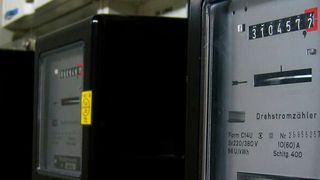 Nicht mehr zeitgemäß: An die Stelle dieser „Dinosaurier“ treten demnächst intelligente Stromzähler. (gemeinfrei)