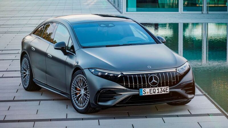 Mercedes verlangt für die Sonderfarbe „Manufaktur Siliziumgrau Uni“ beim EQS 7.000 Euro.  (Bild: Mercedes)