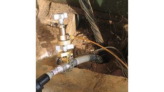 Energieversorger, Stadtwerke und Industrieunternehmen können sich den teuren Austausch von Mittelspannungskabeln sparen, wenn sie die Isolierung auffrischen. (Bild: Novinium)