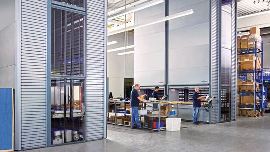 Der Lean-Lift von Hänel ist ein hochwertiges Hichtech-System der Lagerorganisation und Materialbereitstellung, das Zeit, Lagerraum und Kosten einspart. Der Lean-Lift von Hänel ist ein hochwertiges Hichtech-System der Lagerorganisation und Materialbereitstellung, das Zeit, Lagerraum und Kosten einspart.