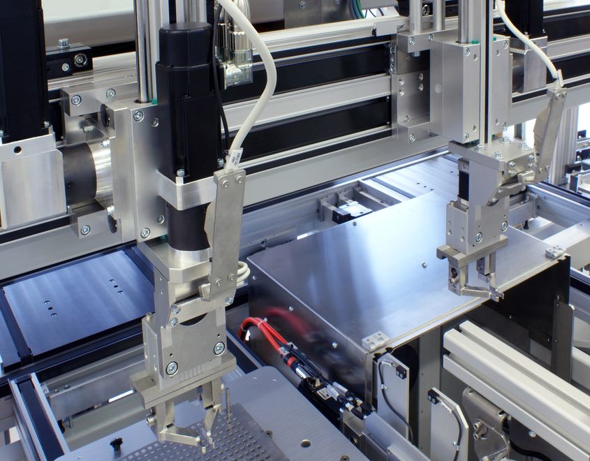 Mehrschlittenachse ()