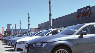 Die Deggendorfer AVP-Gruppe nutzt seit diesem Jahr Videos im Vertrieb von Gebrauchtwagen. (Foto: Achter)