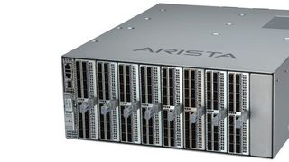 Facebook nutzt den Arista 7368X4 parallel zum intern entwickelten Minipack. (Arista)