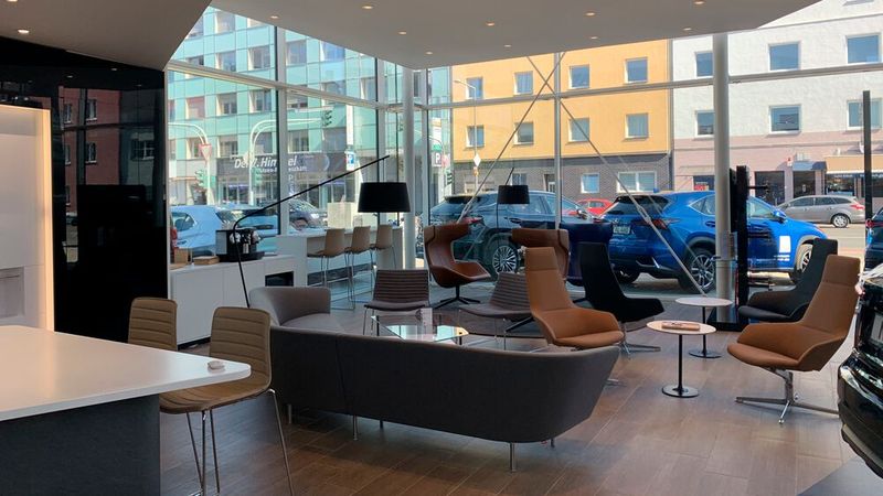 Die Kundenlounge... (Bild: Autolevy)