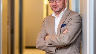 Hans-Jürgen Witfeld komplettiert das Führungs-Trio bei Herweck. (Herweck)