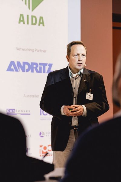 Impressionen der Fachtagung „Mehr Effizienz im Presswerk“ 2025 in Würzburg. (Bild: Stefan Bausewein)