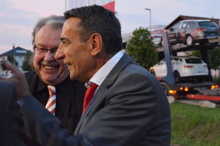 Auch nach der Seat-Zeit blieb Emmerich Engels mit Necdet Bayram eng verbunden. (Foto: Grimm)