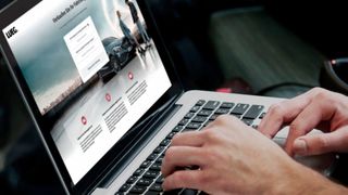 Die Fahrzeug-Werke Lueg setzen für die Online-Bewertung von Fahrzeugen ein Tool von BCA ein. Bei Bedarf unterstützen Lueg-Mitarbeiter die Nutzer auch beim Fahrzeugverkauf. (Bild: BCA)