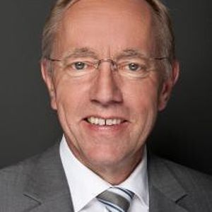 VDMA-Chefvolkswirt Dr. Ralph Wiechers: „Mit einem Anteil von 16,1 % der exportierten Maschinen ist Deutschland nach wie vor die Nummer eins auf den Weltexportmärkten für Maschinen und Anlagen.“