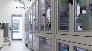 Druckwechseltechnologie-Forschungsanlage am Fraunhofer IGB (Bild: Fraunhofer IGB)