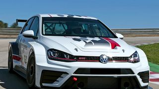 Rund 20 Golf GTI TCR wurden im letzten Jahr an zehn Kundenteams verkauft. (VW Motorsport)
