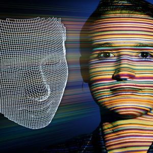 Bei der Gesichtserkennung werden die charakteristischen Merkmale der Gesichtszüge anhand eines digitalisierten Bildes bestimmt. Verwendet und verglichen werden vor allem solche Merkmale, die sich durch Mimik nicht verändern – also obere Kanten der Augenhöhlen, die Gebiete um die Wangenknochen und die Seitenpartien des Mundes. (Quelle: Siemens IT Solutions and Services)