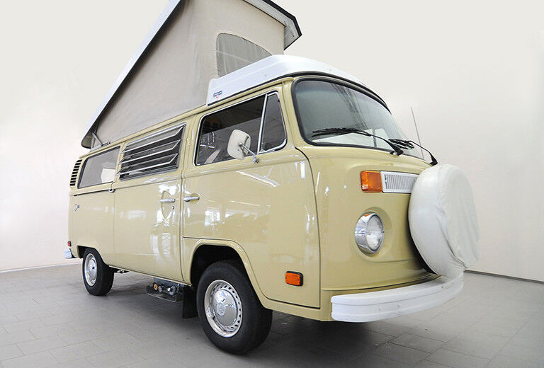 Der VW Bus T2 Westfalia, Baujahr 1978, Zustand 2, wechselte im Nachverkauf für 19.800 Euro den Besitzer. (Foto: Auktion & Markt)