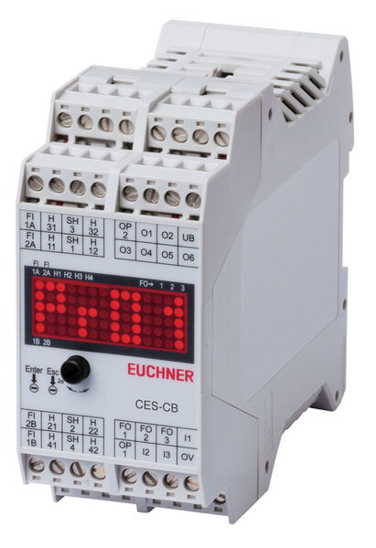 Das Sicherheitsauswertegerät CES-CB von Euchner kombiniert Transponderauswertung und Sicherheitsschaltgerät in einer Einheit und die Möglichkeit, bis zu 4 Leseköpfe anzuschließen und auszuwerten. (Bild: Euchner)