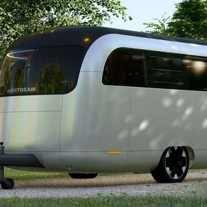 Blech und Fenster sind bei der Airstream Studie besonders bündig.(Bild:  Airstream)