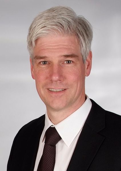 „Unternehmen, die in diesem Umfeld individuell Wachstum erzielen möchten, müssen sich entweder international aufstellen oder den Kundennutzen durch Innovationen erhöhen“, kommentiert Tobias Hain, Geschäftsführer des Industrieverbands Massivumformung, die aktuelle Lage. (Industrieverband Massivumformung)