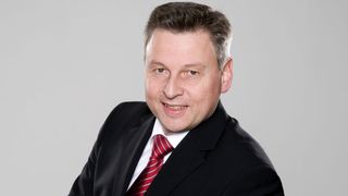 Uwe Burk, Country Manager Central Europe bei DS SolidWorks: "Nachhaltigkeit beeinflusst heute nicht nur das Verhalten der Konsumenten sondern auch das der Unternehmen. Den Entwicklern bei SolidWorks war es daher wichtig, den gesamten Lebenszyklus eines Produktes abzubilden. Vom Rohstoffanbau über die Fertigung bis hin zur Nutzung und Entsorgung des Produkts." (Bilder: SolidWorks) (Archiv: Vogel Business Media)