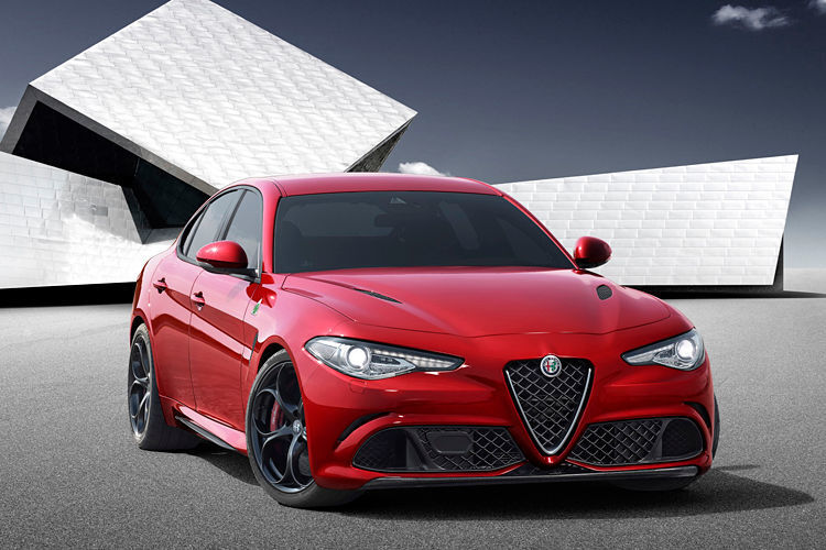Die Giulia kostet mindestens 33.100 Euro (100 kW/136 PS-Diesel). (Alfa Romeo)