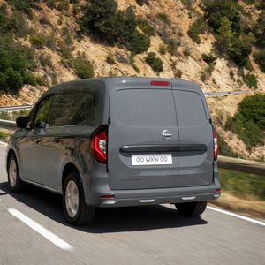 Einziger konventioneller Antrieb ist ein 1,3-Liter-Turbobenziner mit 96 kW/130 PS. Einen Diesel-Antrieb gibt es nicht mehr, dafür eine Elektro-Variante.(Bild:  Nissan)