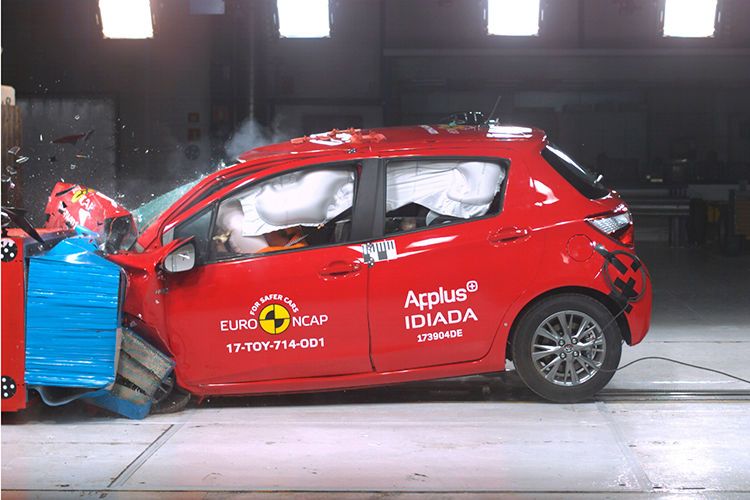 Auch der Kleinwagen Toyota Yaris durfte sich nach seinem Facelift über fünf Sterne freuen. (Bild: NCAP)