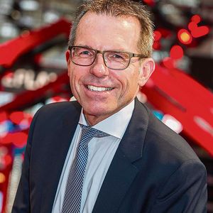 Dieter Pesch: „Mit Eplan Cogineer sparen Anwender erhebliche Zeit und verbessern zugleich die Qualität ihrer Arbeit.“