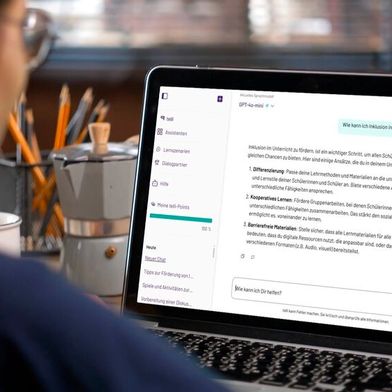 Mehrere Bundesländer haben den Telli-Chatbot bereits für Schulorganisation, Unterrichtsplanung und als Lernmittel freigegeben, das Saarland zieht nun nach. (Bild: FWU gGmbH)