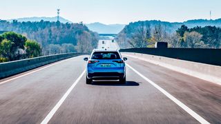 Nio plant Akkuwechsel-Stationen. Mittelfristig sollen reiselustige E-Mobilisten so bis zu 2.285 Kilometer quer durch China fahren können. (Nio)