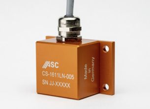 (Der triaxiale kapazitive Beschleunigungsmesser ASC CS-1611LN überträgt Signale verlustfrei über lange Entfernungen. Bild: ASC)