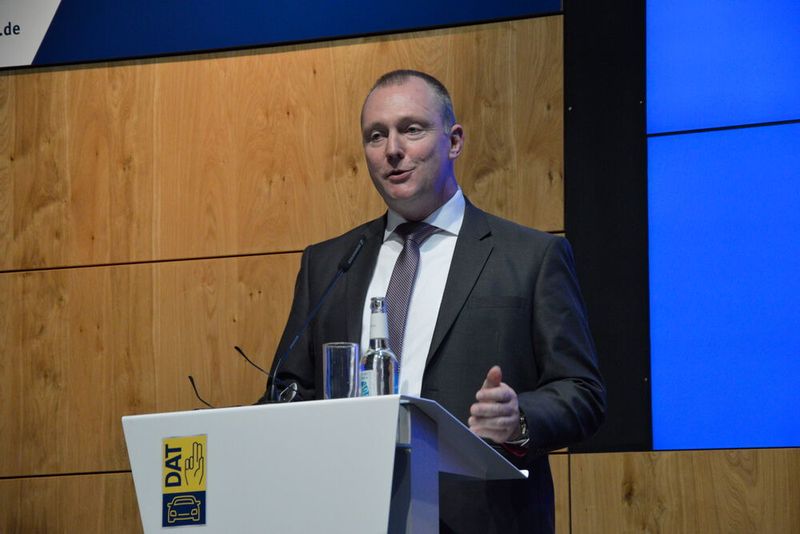 ZKF-Präsident Peter Börner erwartet, dass der Druck der Vesicherungen und Schadensteuerer auf die Werkstätten in diesem Jahr steigen wird.  (Achter)
