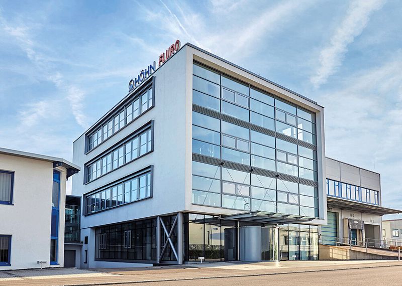 Seit 1981 ist der Firmensitz der Martin Höhn und der Fluro-Gelenklager GmbH in Rosenfeld. (Bild: Fluro-Gelenklager GmbH)