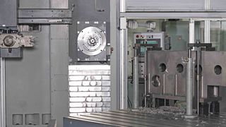 Bild 1: Auf der Horizontal-Bohr- und Fräsmaschine in Tischausführung TC 125 werden alle Bohrungen in einer Aufspannung durchgeführt. (Bild: Herkules)