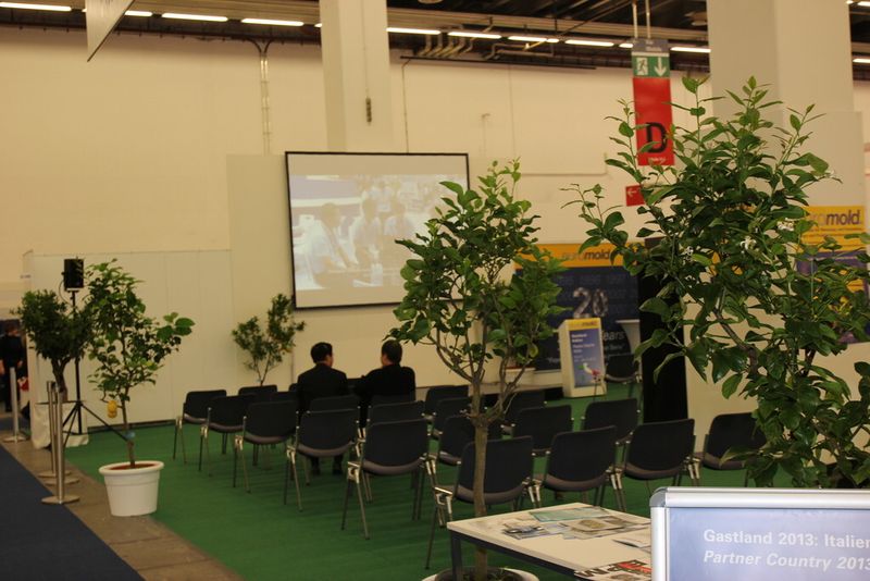 Auch Halle 9, tat uns erfreu`n... (Bild: Finus/Klöpping)