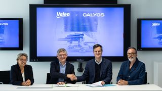 valeo---calyos-signature (Pascale Herman, Christophe Delhovren, Antoine de Ryckel, Olivier de Laet)