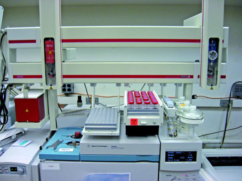 1	 Die vom amerikanischen H&L Testing Laboratory verwendete Dual-Rail-Variante des Gerstel-Multi-Purpose-Sampler (MPS-Prep-Station) mit Headspace-Option auf dem GC/MS-System von Agilent. (Bilder: Gerstel) (Archiv: Vogel Business Media)