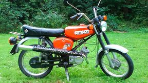 Die rollen immer weiter! Es gibt so einige einst in der DDR gefertigte fahrbare Untersätze, die nun eine immer größere Fangemeinde um sich scharen. Dazu gehören der Trabant und der Wartburg, aber auch Zweiräder, wie die MZ und die Simson hier – liebevoll „Simme“ genannt. (Bild: B. Breschniak)