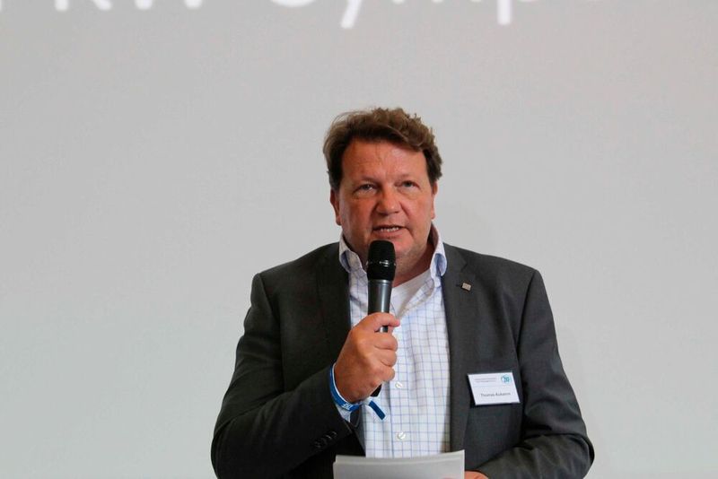 Thomas Aukamm ordnet als Geschäfstführer des ZKF die aktuelle Position des Verbandes beim Thema Gebrauchtersatzteile ein (Bild:  Klasing)