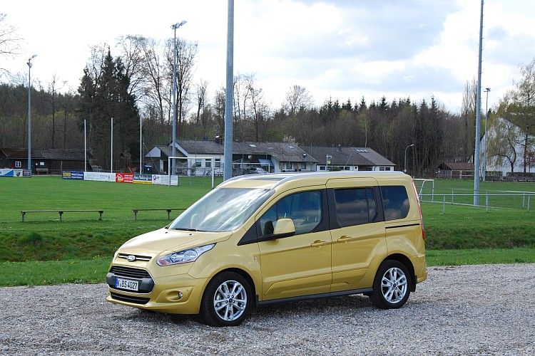 Der Tourneo Connect ist in zwei Längen zu haben. Im Bild die kürzere Variante. (Foto: Rosenow)