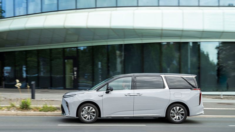 Mit dem Mifa 9 drängt die chinesische SAIC-Tochter Maxus jetzt auch an die Firmen- und Familienfront. (Bild: Maxus)