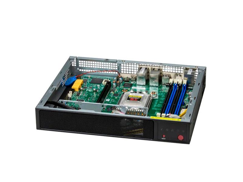 Das kompakte Mini-1U-Box-System AS-E300-14GR kann mit AMD-Epyc-4005-Prozessoren bis hin zum 4554P mit 16 Cores bestückt werden. Die vier DIMM-Slots des B650-Mainboards fassen bis zu 192 GB DDR5-SDRAM mit ECC. (Bild: Supermicro)