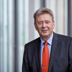 Dipl.-Ing. Claus Wieder von SEW-Eurodrive: "Für ein möglichst hohes Energiesparpotenzial muss das Gesamtsystem betrachtet werden." 