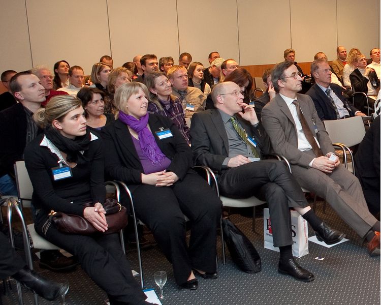 und auch in der Verlängerung hörte das Publikum noch aufmersam zu (Archiv: Vogel Business Media)